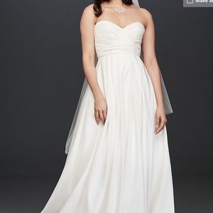 SIZE 8 DAVID'S BRIDAL WEDDING GOWN/DRESS NEW!!